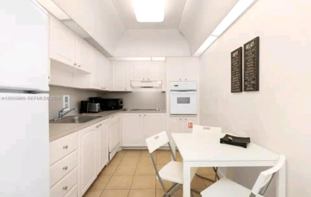 3901 S Ocean Drive 2z Property Photo 9