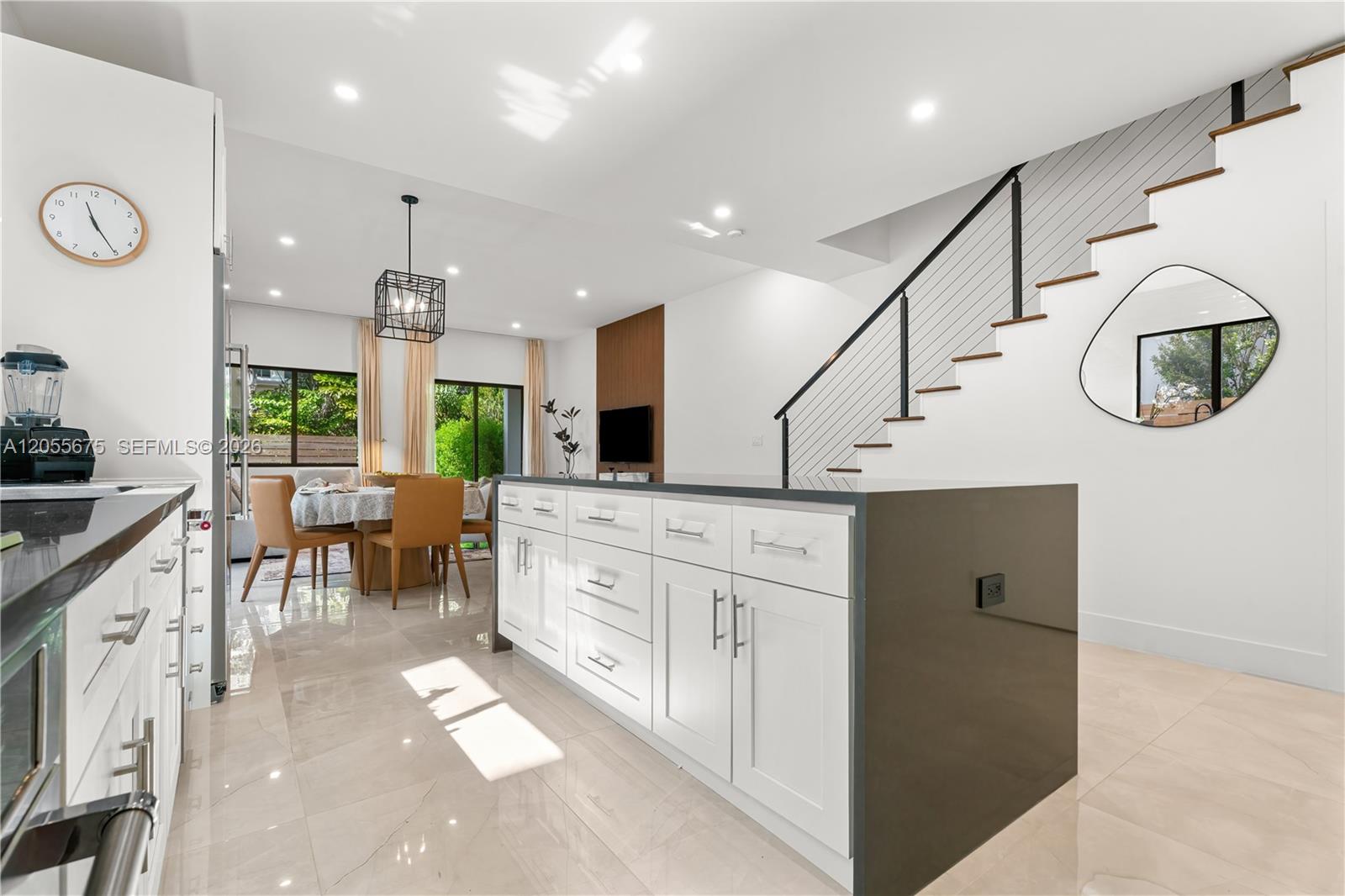A12055675 Property Photo 16
