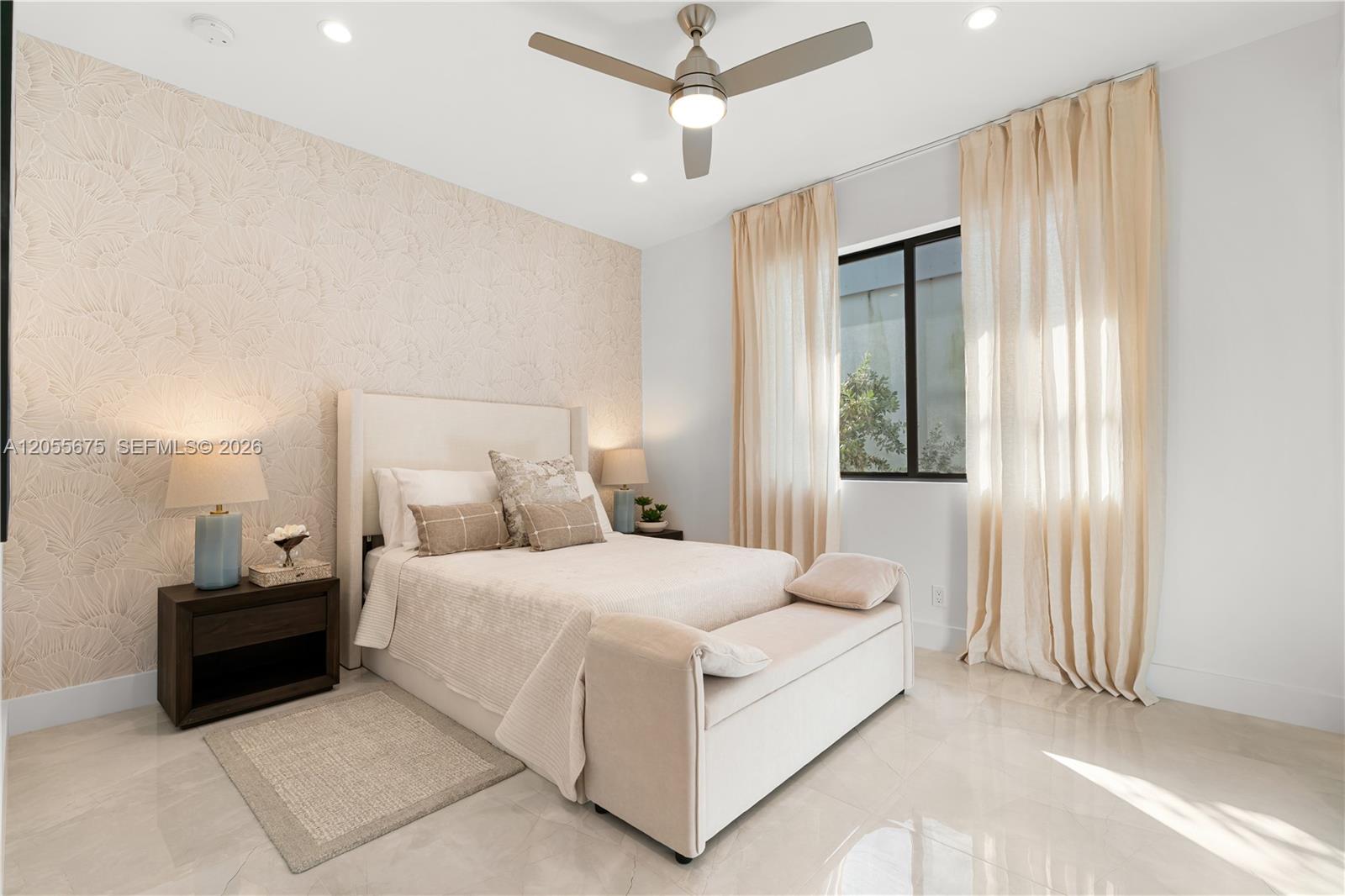 A12055675 Property Photo 41
