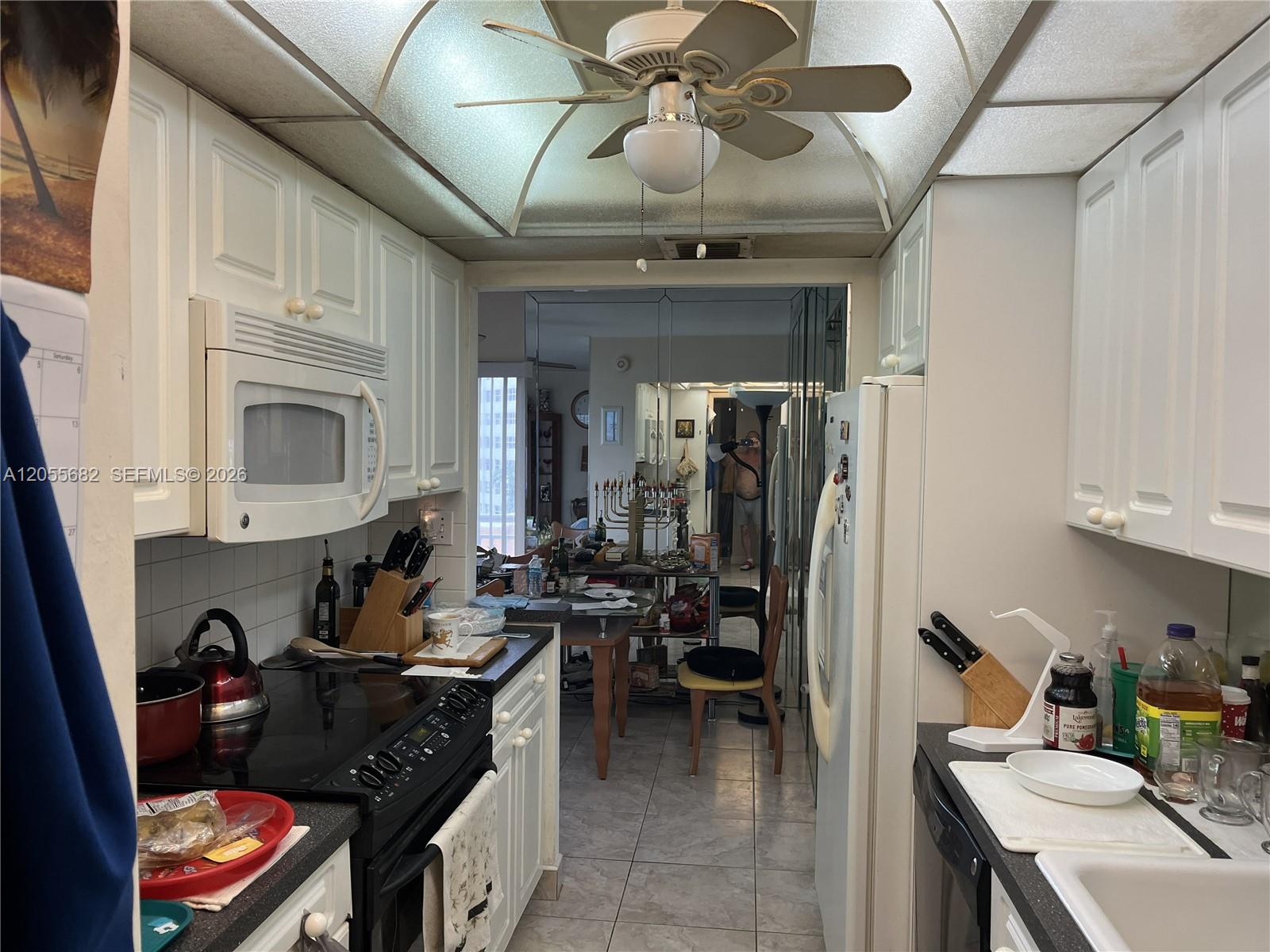 120 Golden Isles Drive 44b Property Photo 1