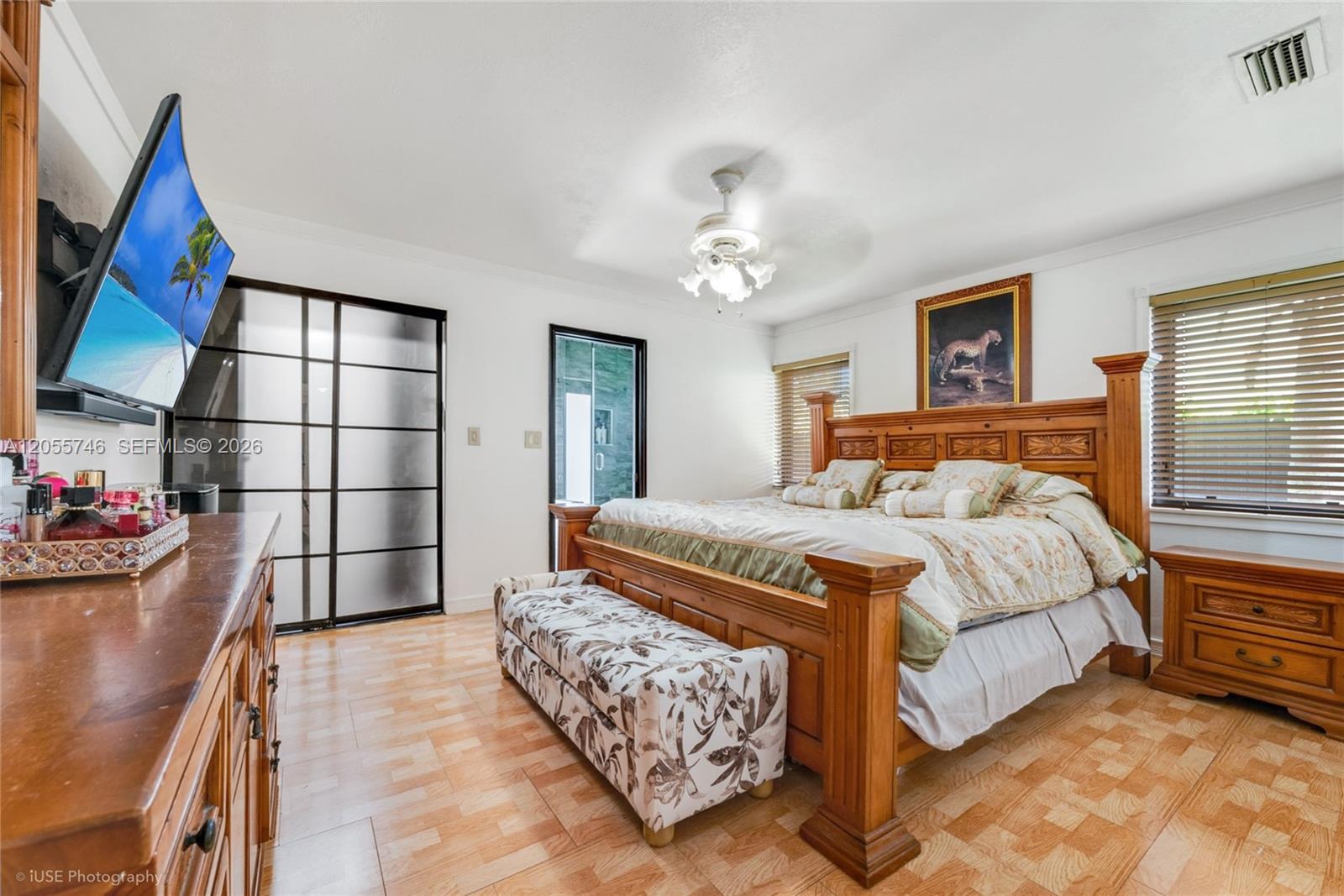 A12055746 Property Photo 8