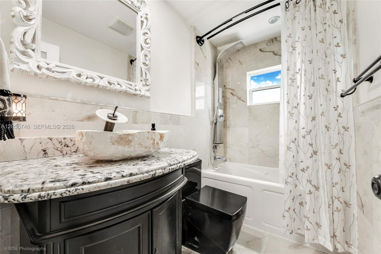 A12055746 Property Photo 10