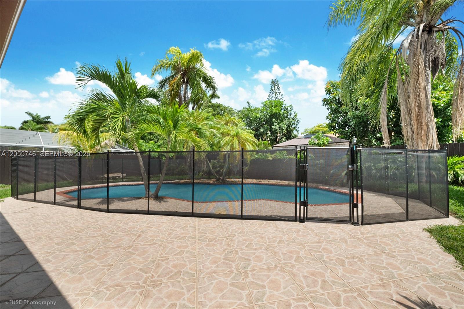 A12055746 Property Photo 13
