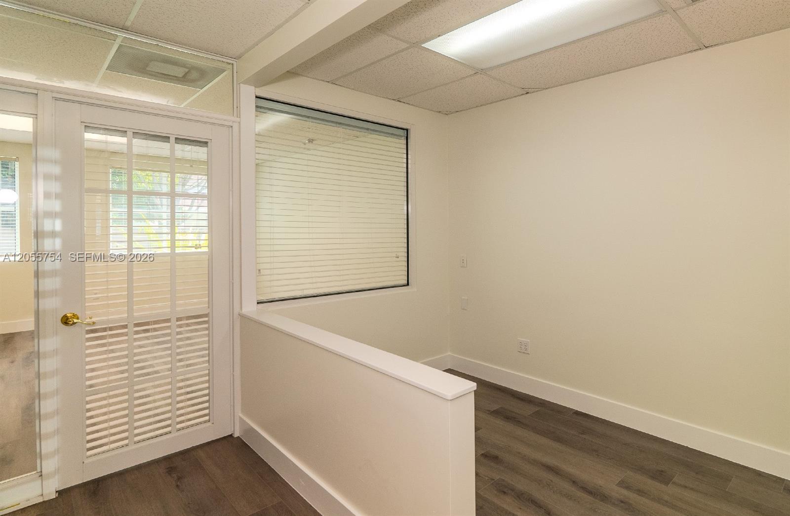 5220 S University Drive 109c Property Photo 9