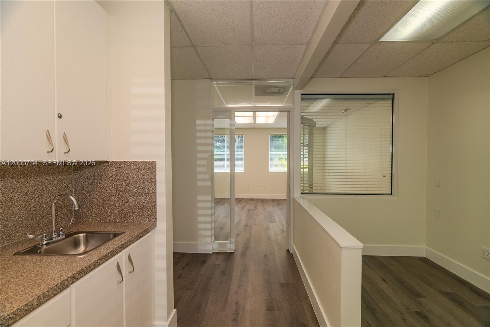 5220 S University Drive 109c Property Photo 14