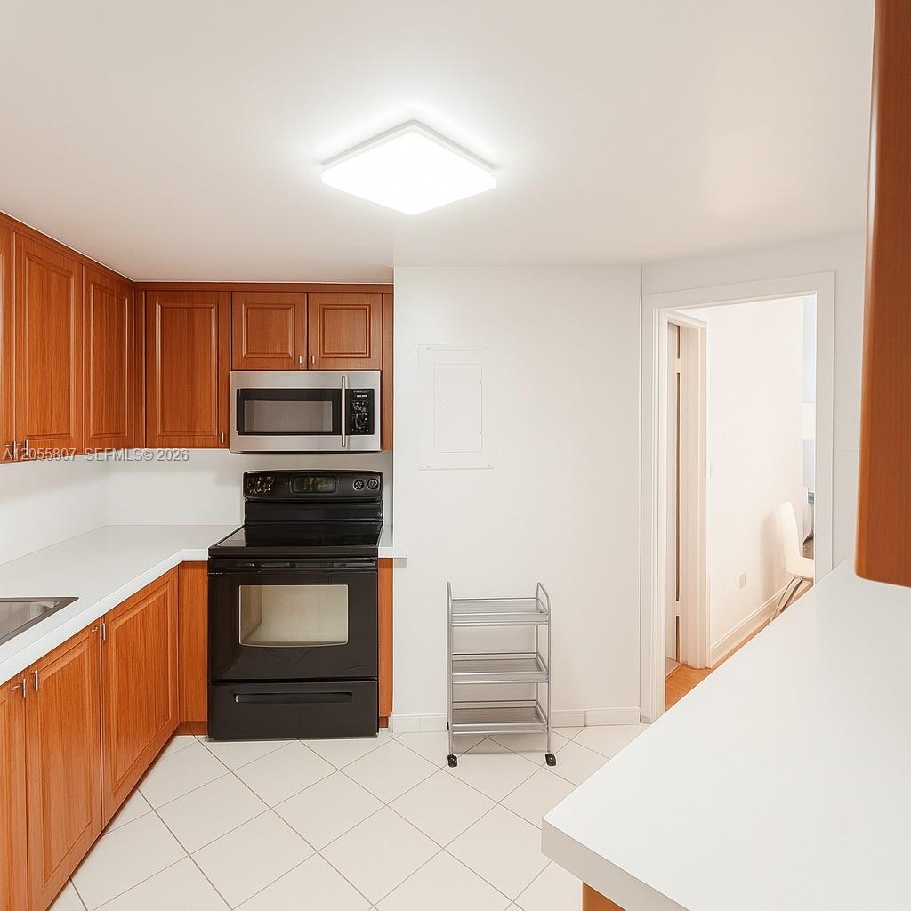 905 Brickell Bay Drive 1022 Property Photo 6