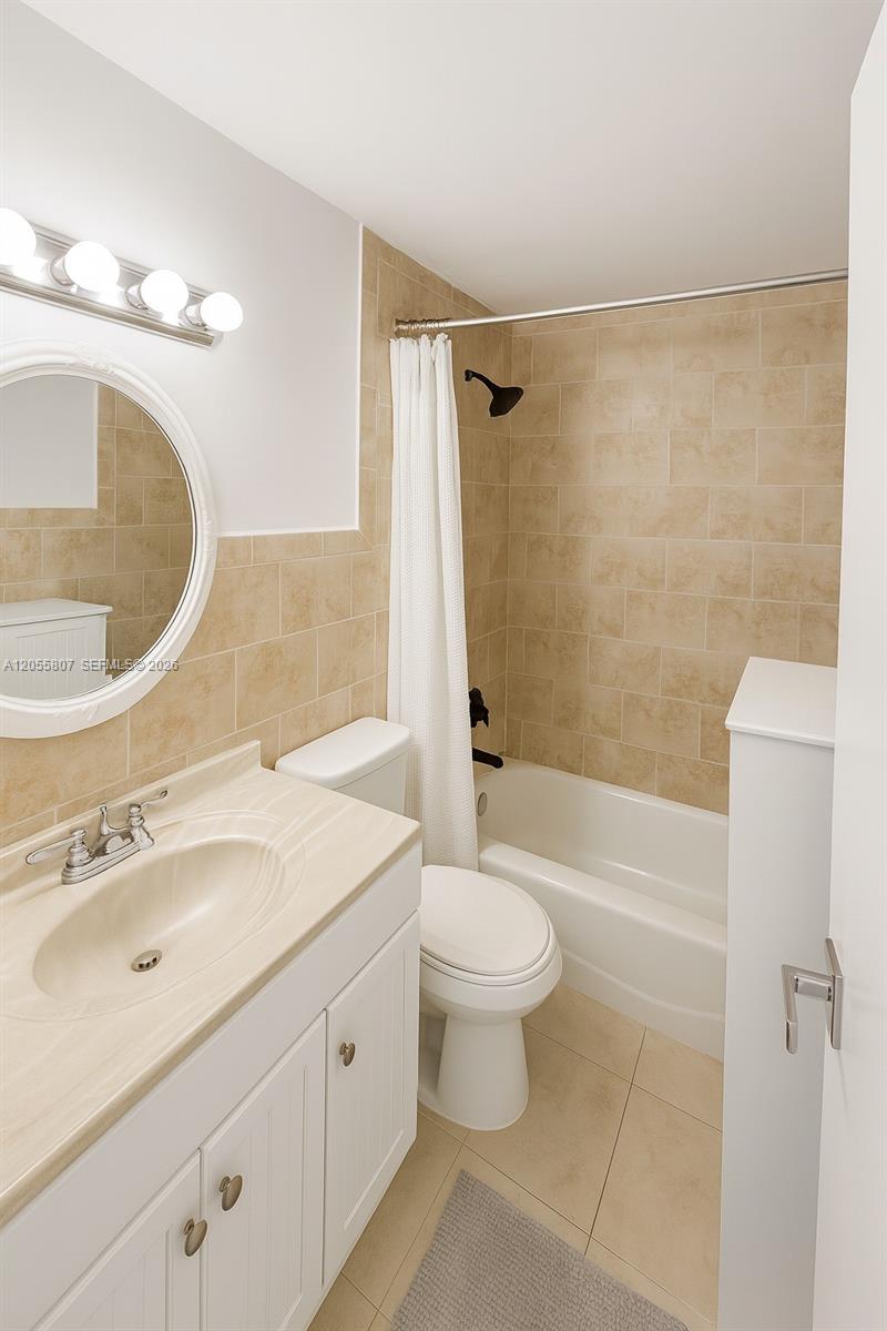 905 Brickell Bay Drive 1022 Property Photo 14