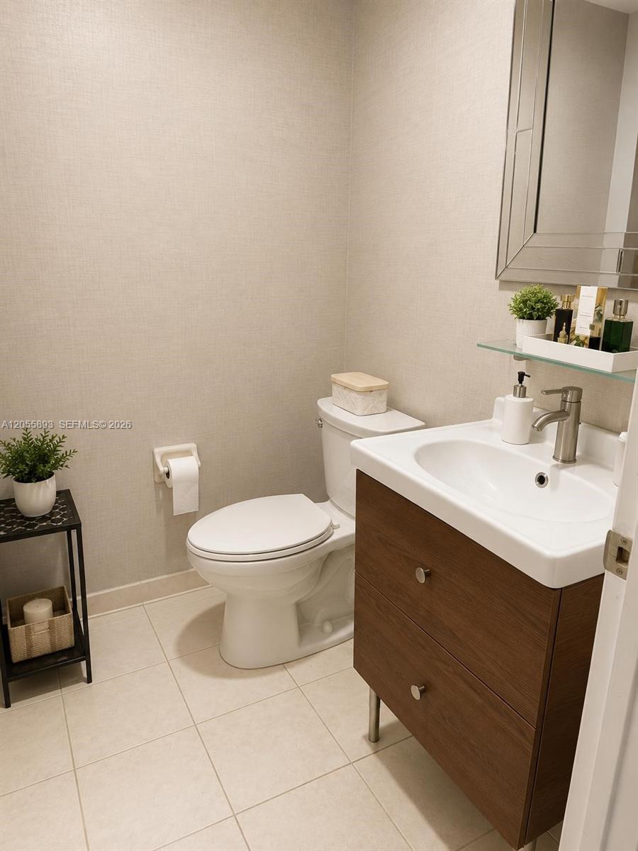 14951 Royal Oaks Lane 409 Property Photo 44