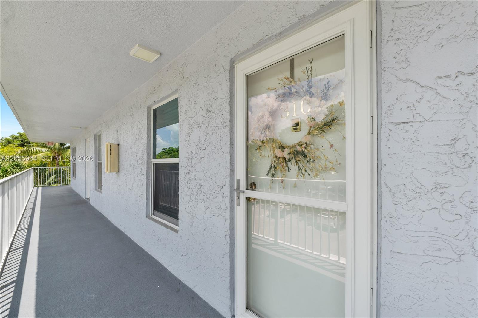 1402 Nw 80th Avenue 310 Property Photo 3