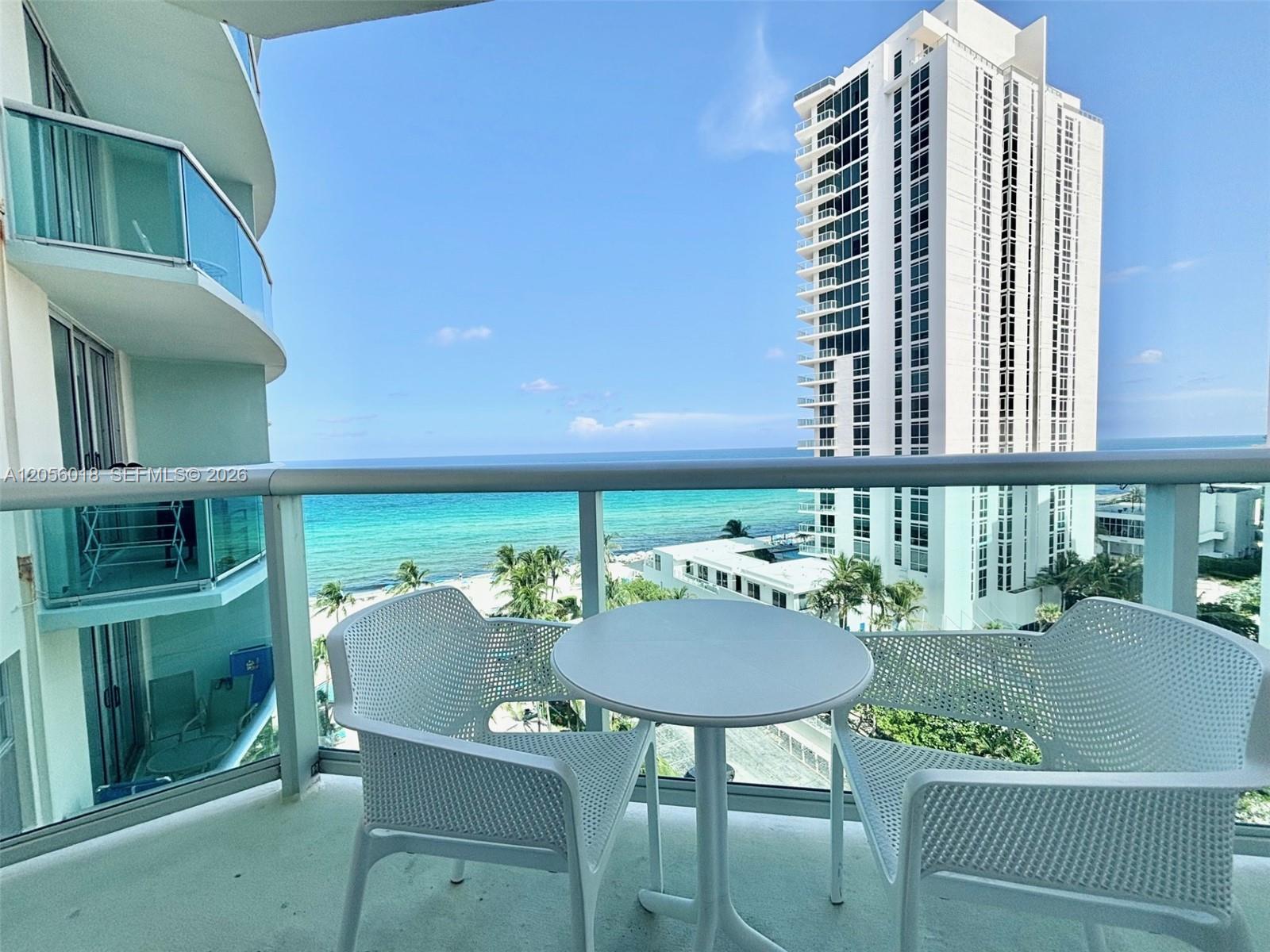 3901 S Ocean Drive 10l Property Photo 3