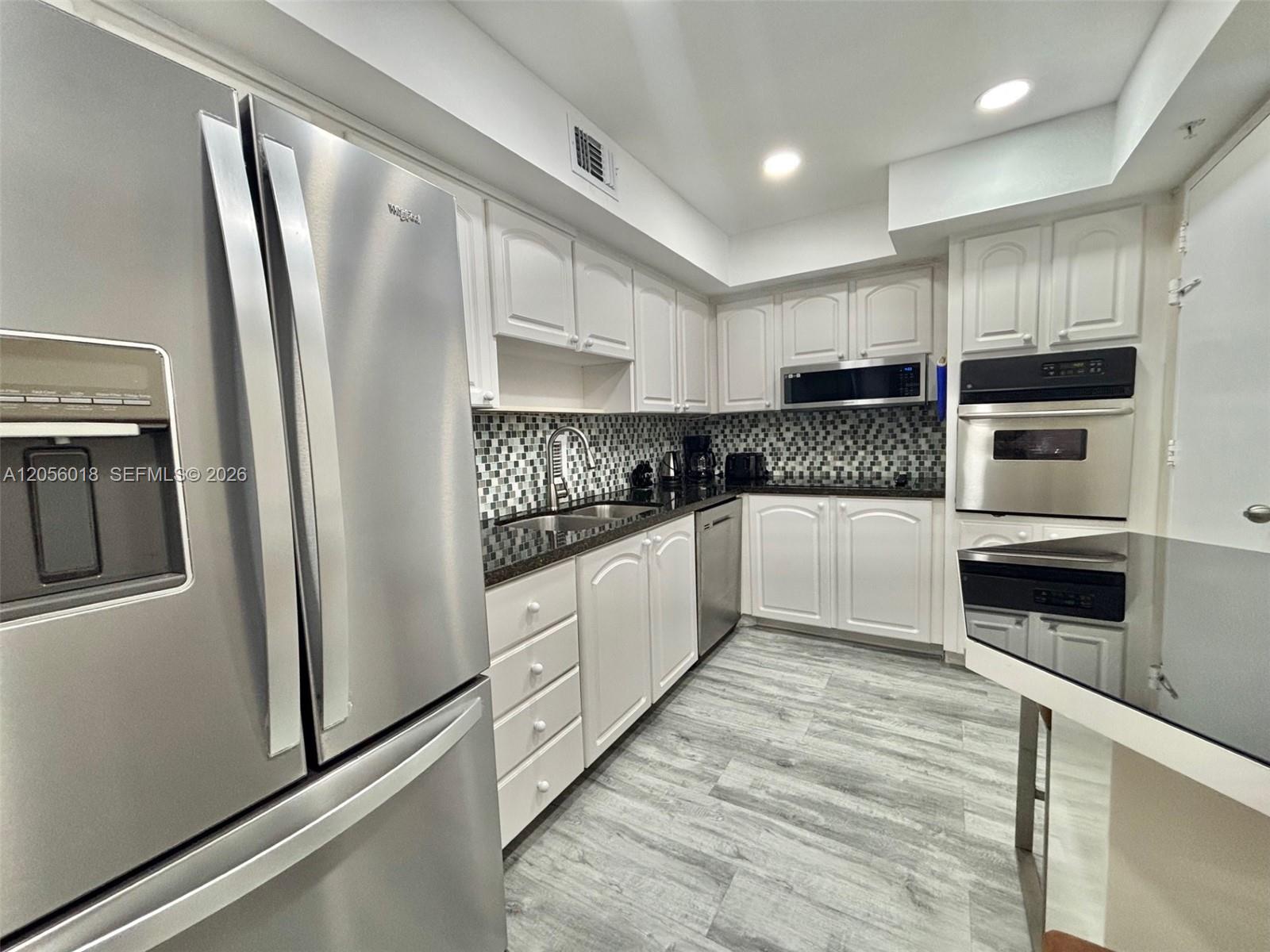 3901 S Ocean Drive 10l Property Photo 16