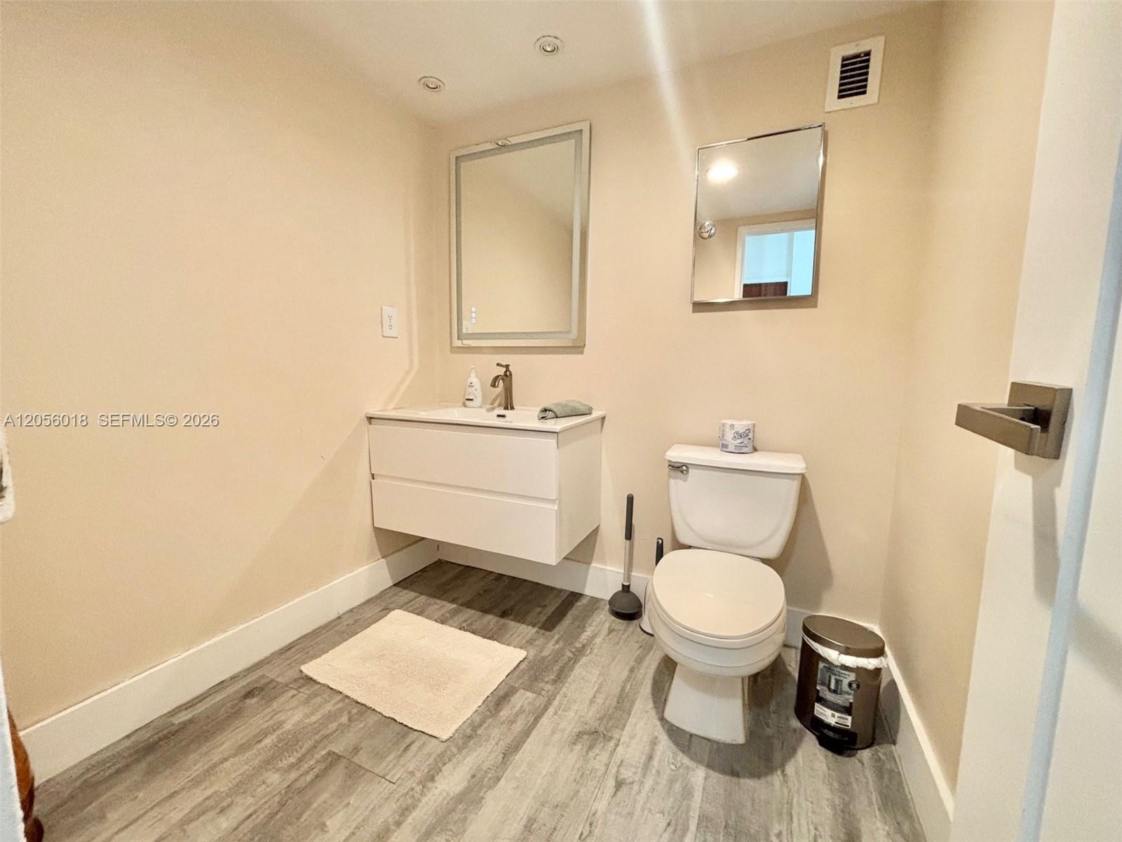 3901 S Ocean Drive 10l Property Photo 23