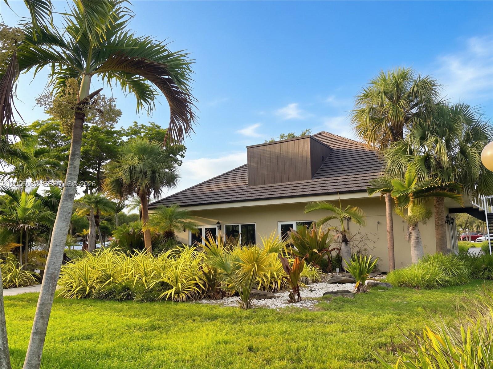 7860 Camino Real 412 Property Photo 3
