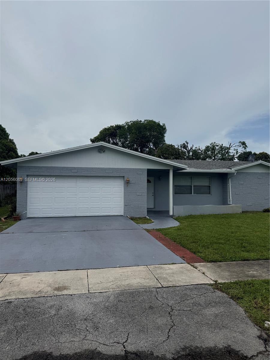 4361 Nw 15th Street Property Photo 2