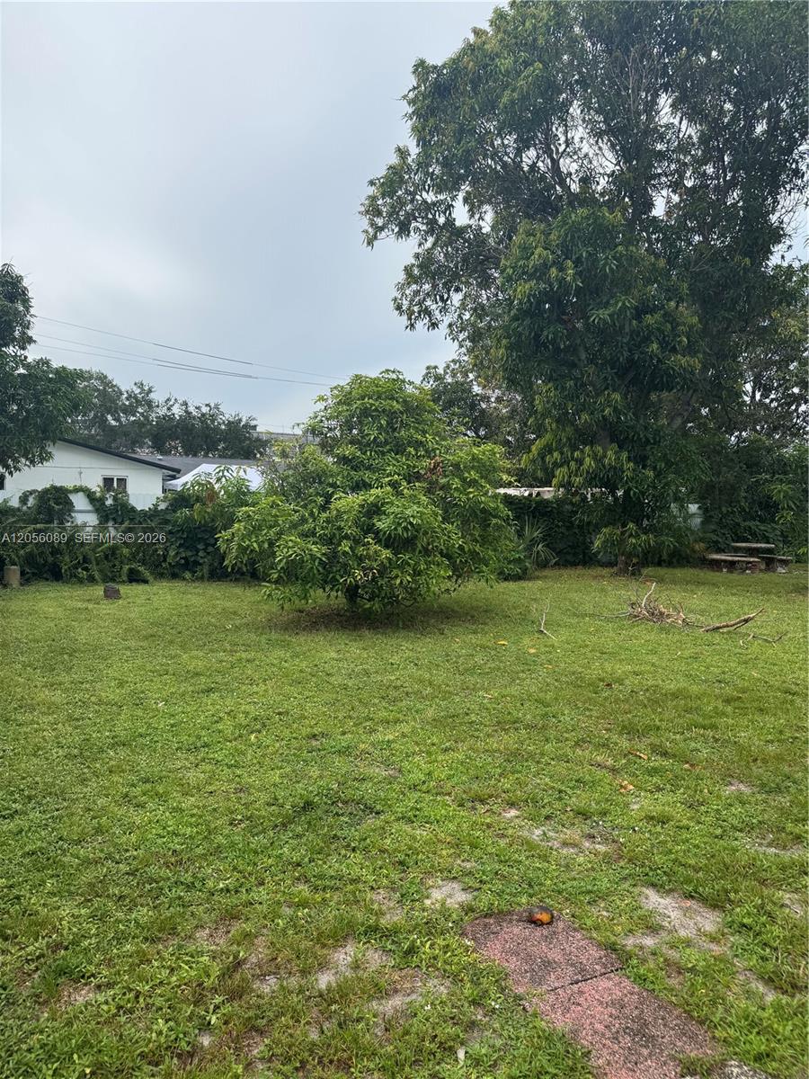 4361 Nw 15th Street Property Photo 10