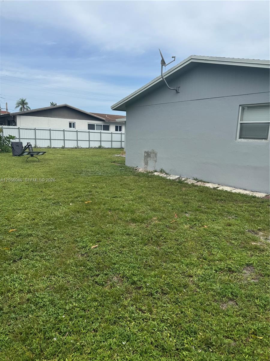4361 Nw 15th Street Property Photo 15