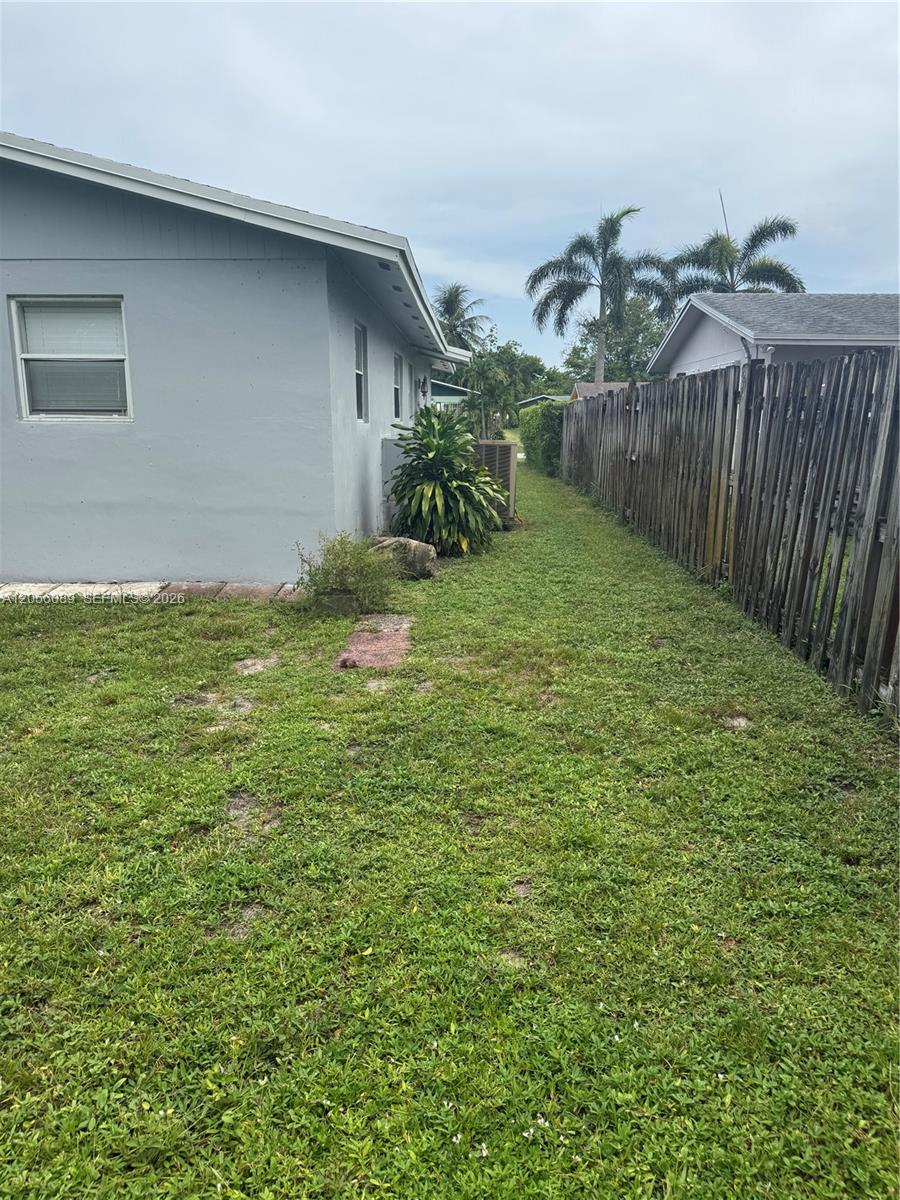 4361 Nw 15th Street Property Photo 16