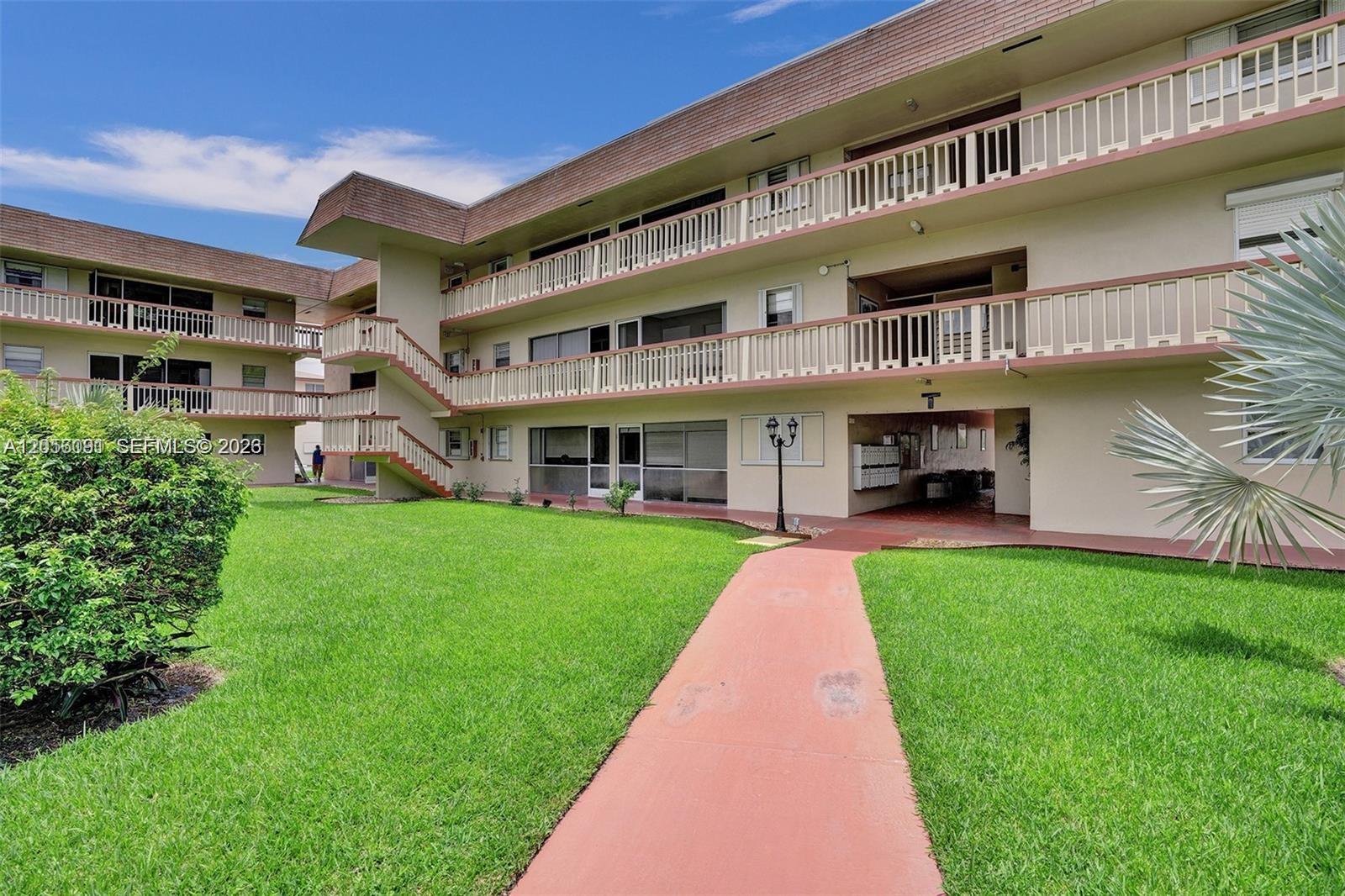 5300 Washington Street T220 Property Photo 1