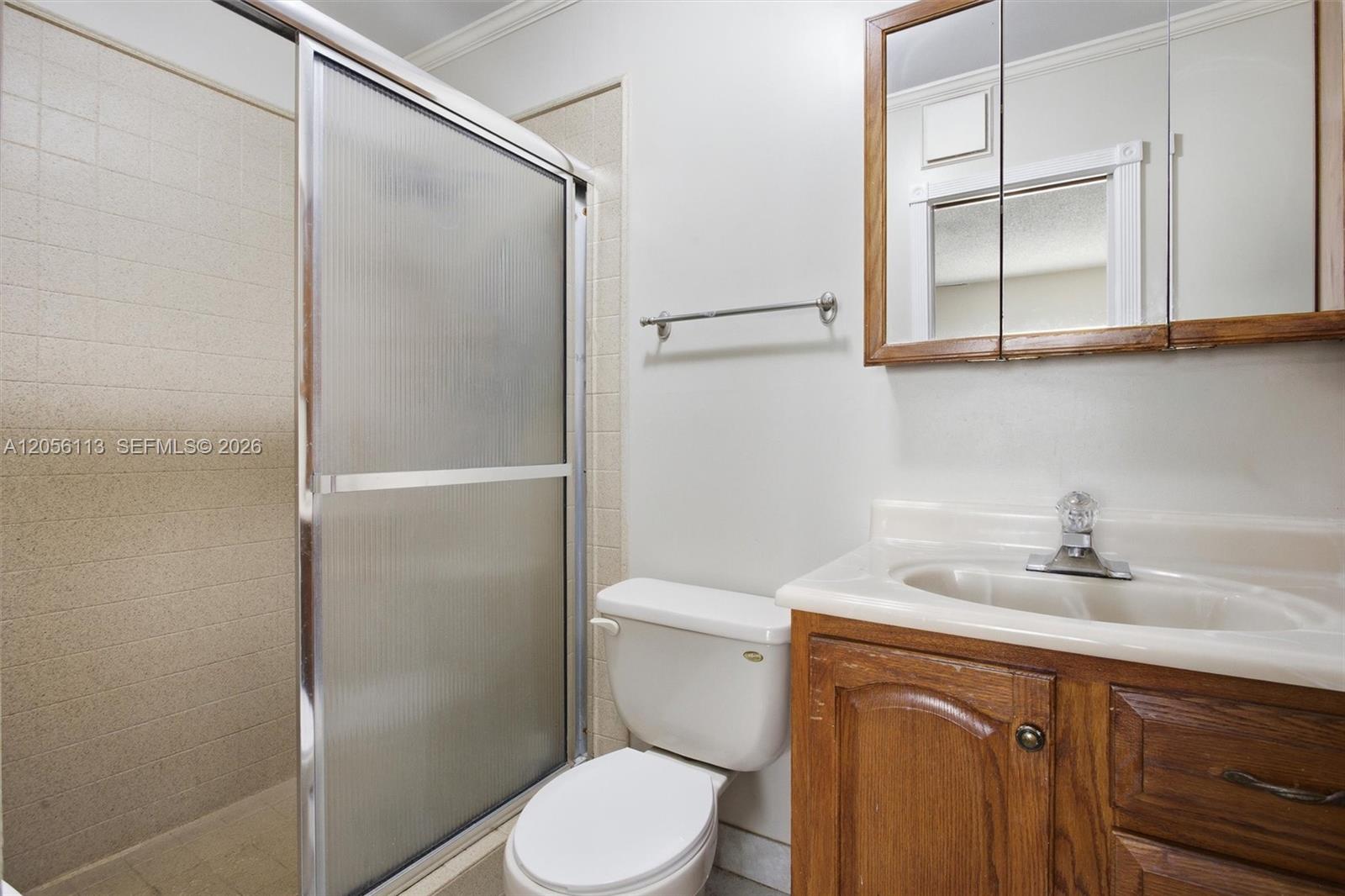 450 E Lakewood Circle E B Property Photo 17