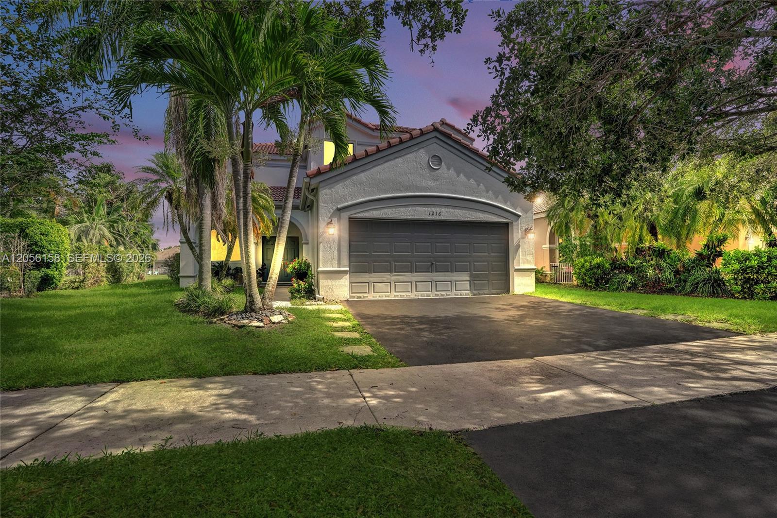 1216 Chinaberry Drive Property Photo 1