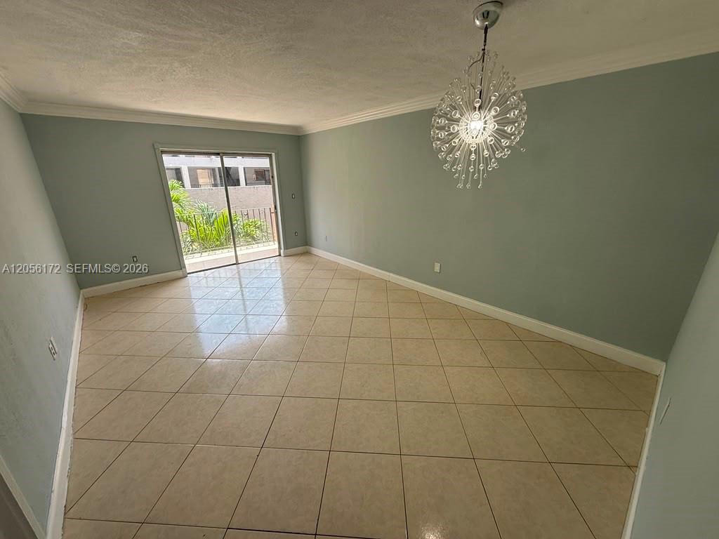 1055 W 77th Street 309 Property Photo 1
