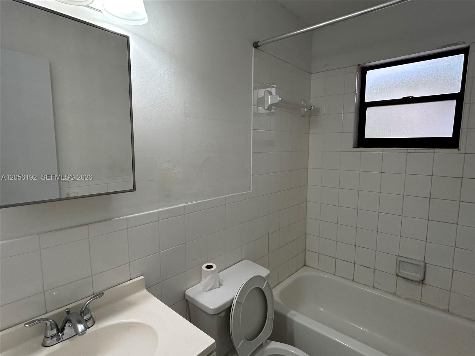 1925 Madison Street 14 Property Photo 13