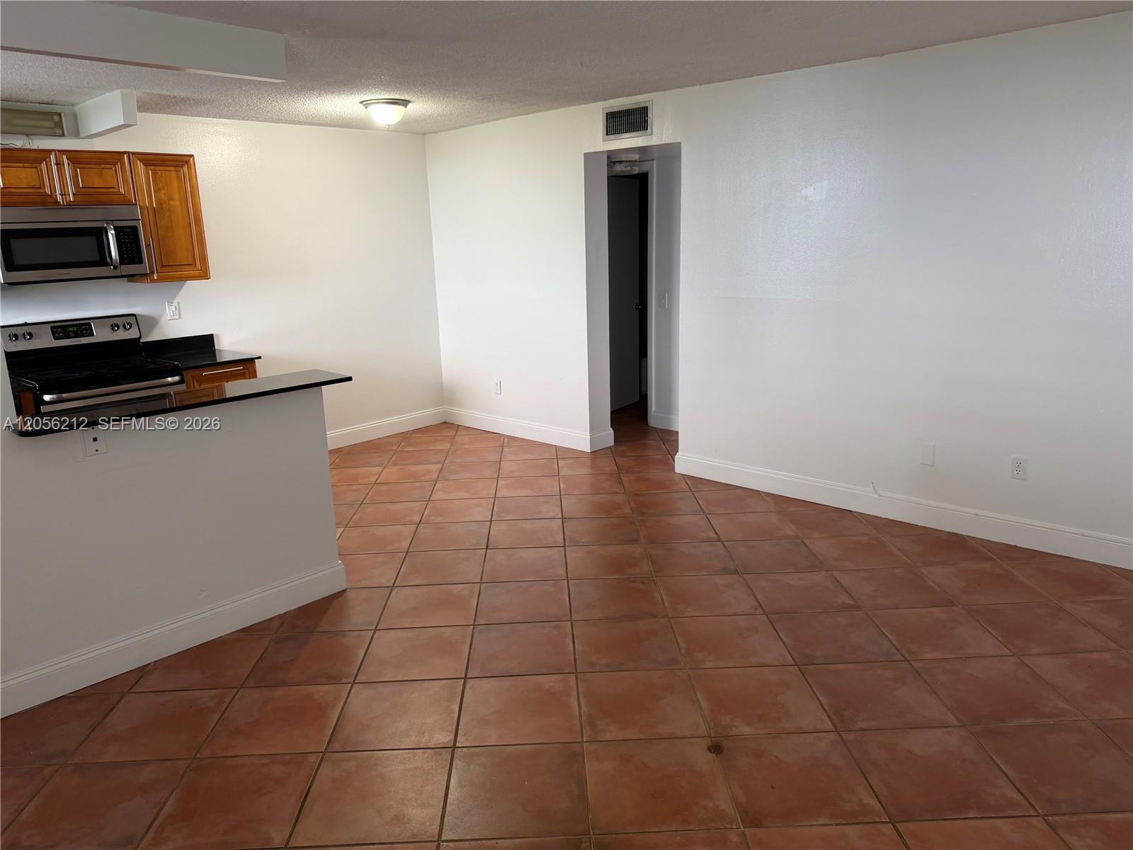 1801 S Treasure Drive 510 Property Photo 8