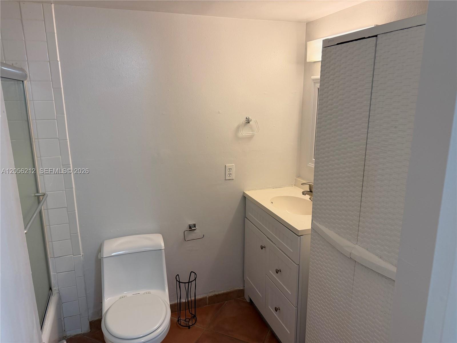 1801 S Treasure Drive 510 Property Photo 10