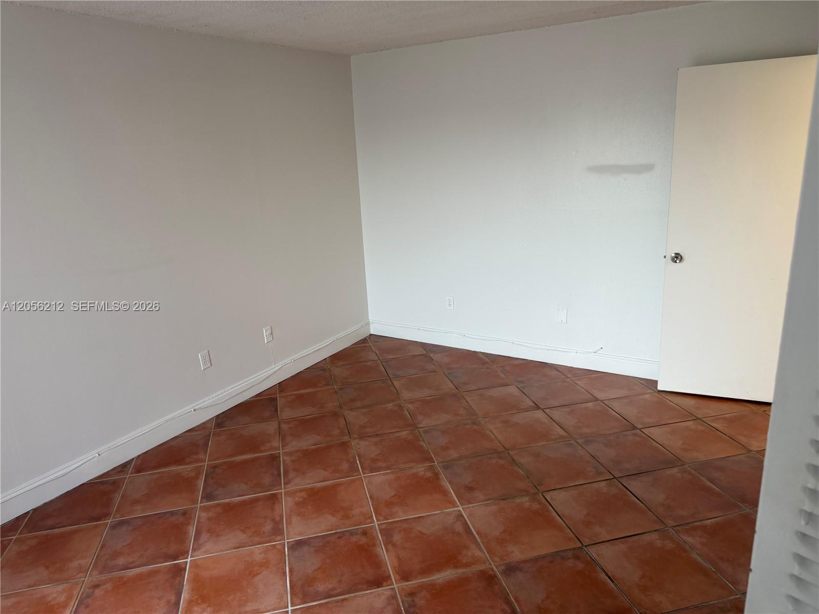 1801 S Treasure Drive 510 Property Photo 16