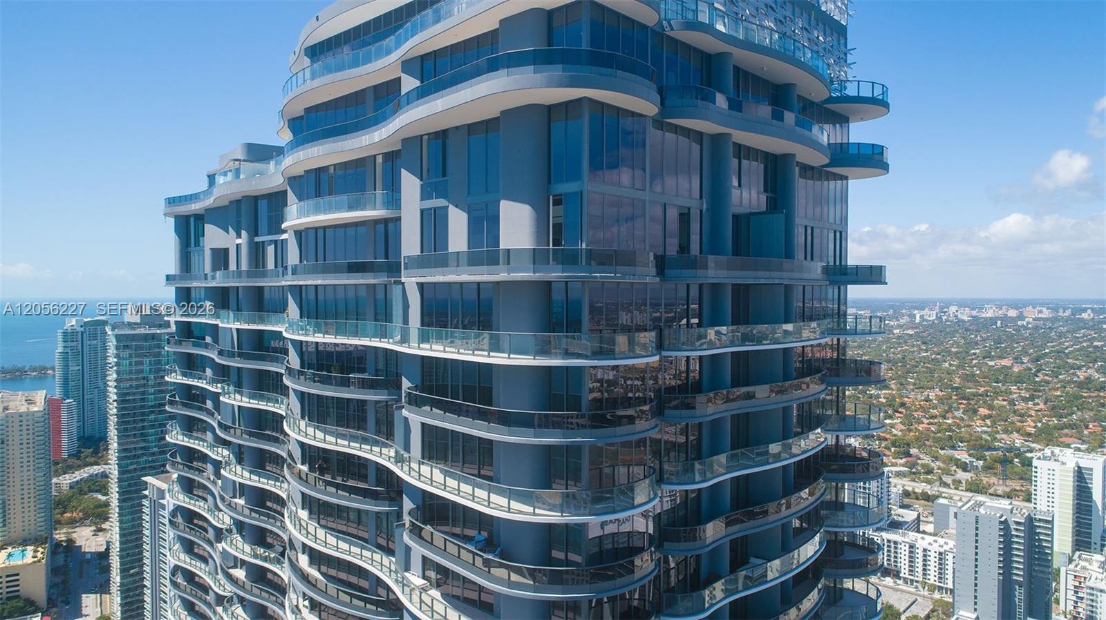 1000 Brickell Plaza 2301 Property Photo 3
