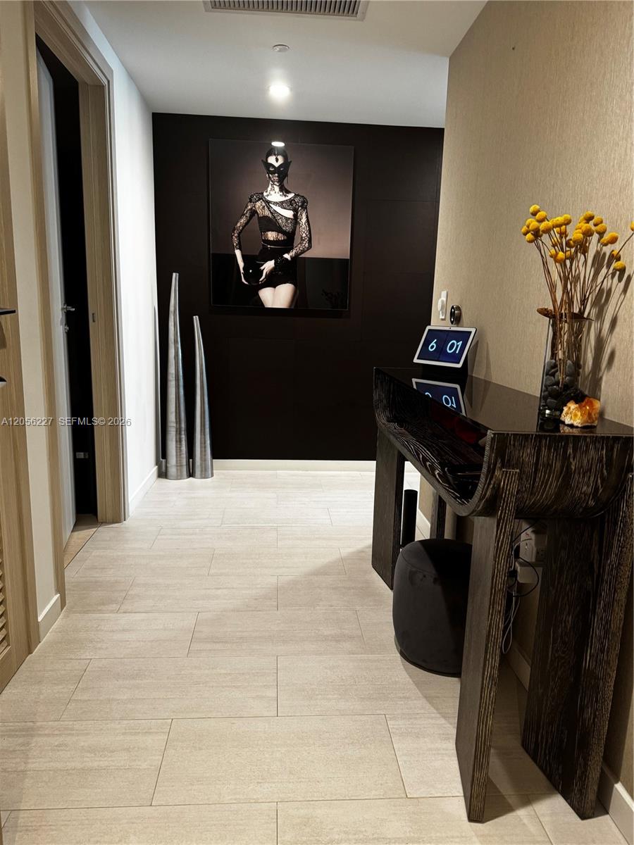 1000 Brickell Plaza 2301 Property Photo 6
