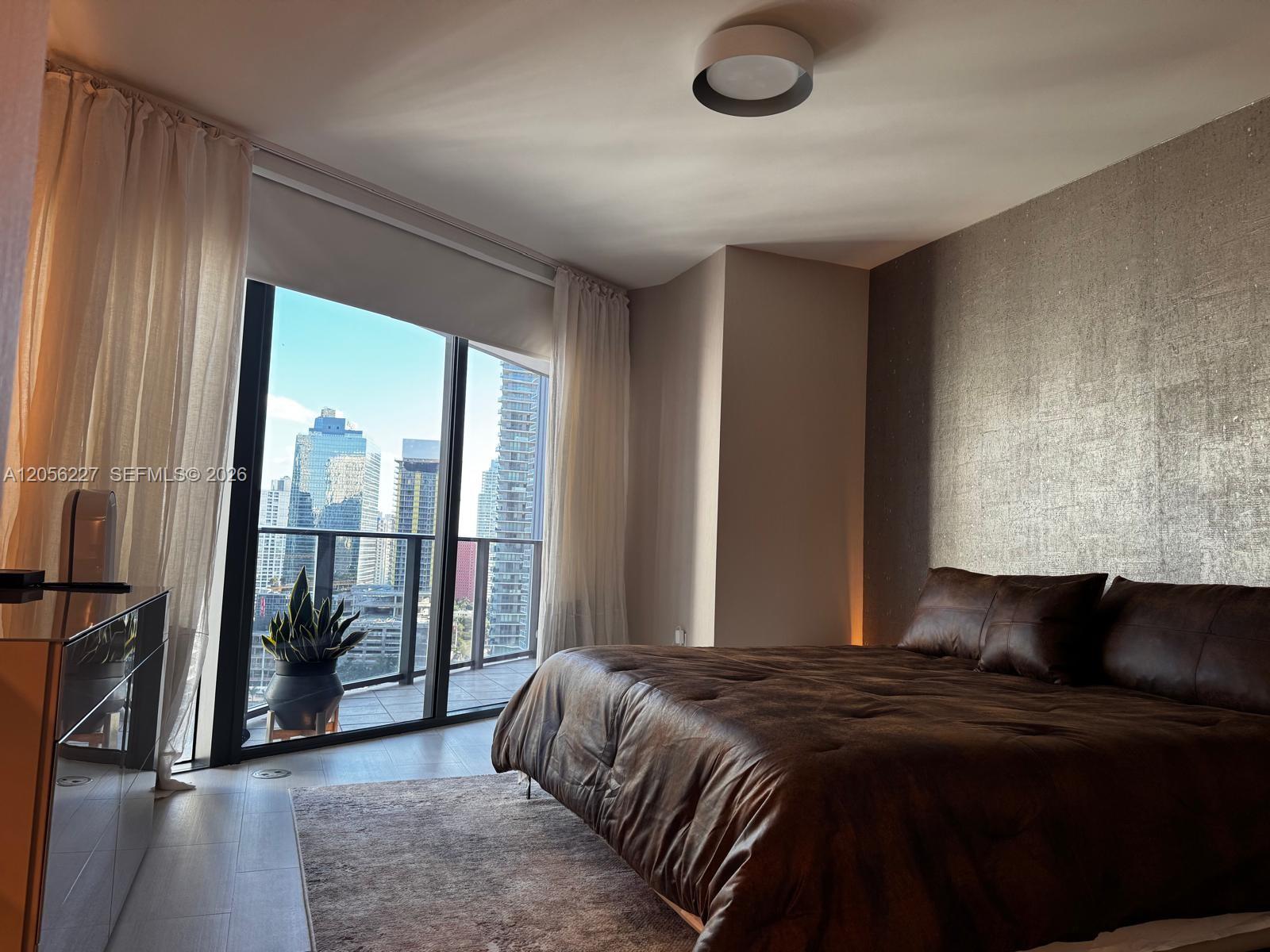 1000 Brickell Plaza 2301 Property Photo 12