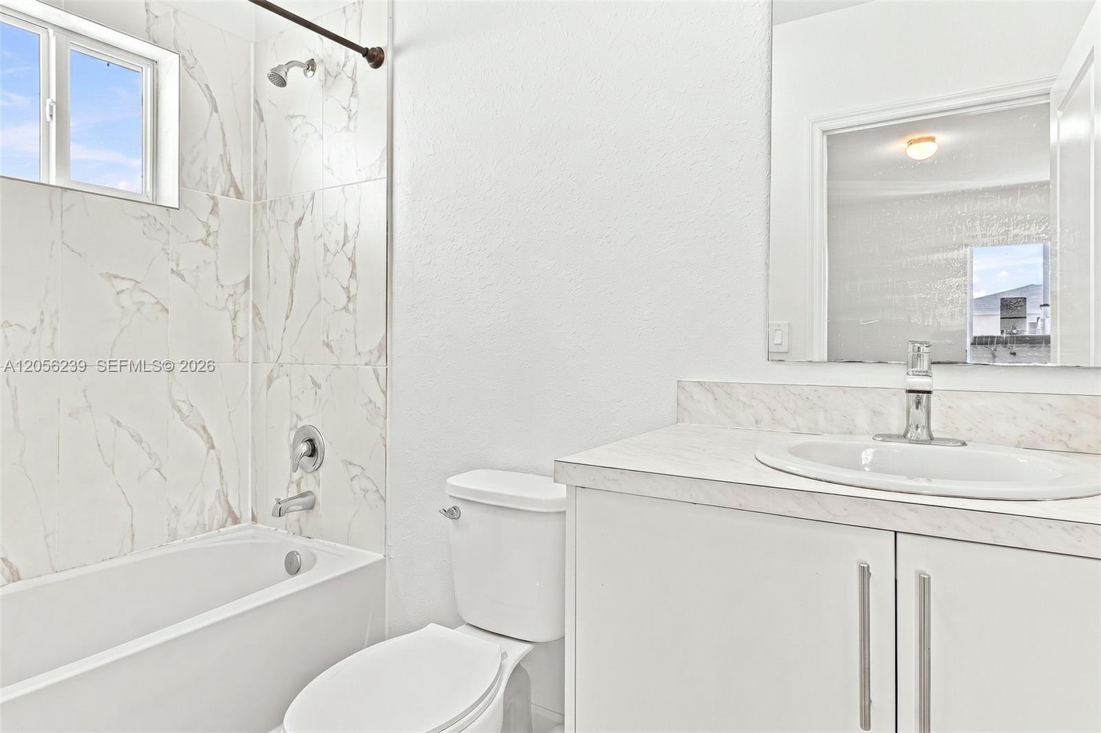 417 Nw 12th Place Property Photo 14