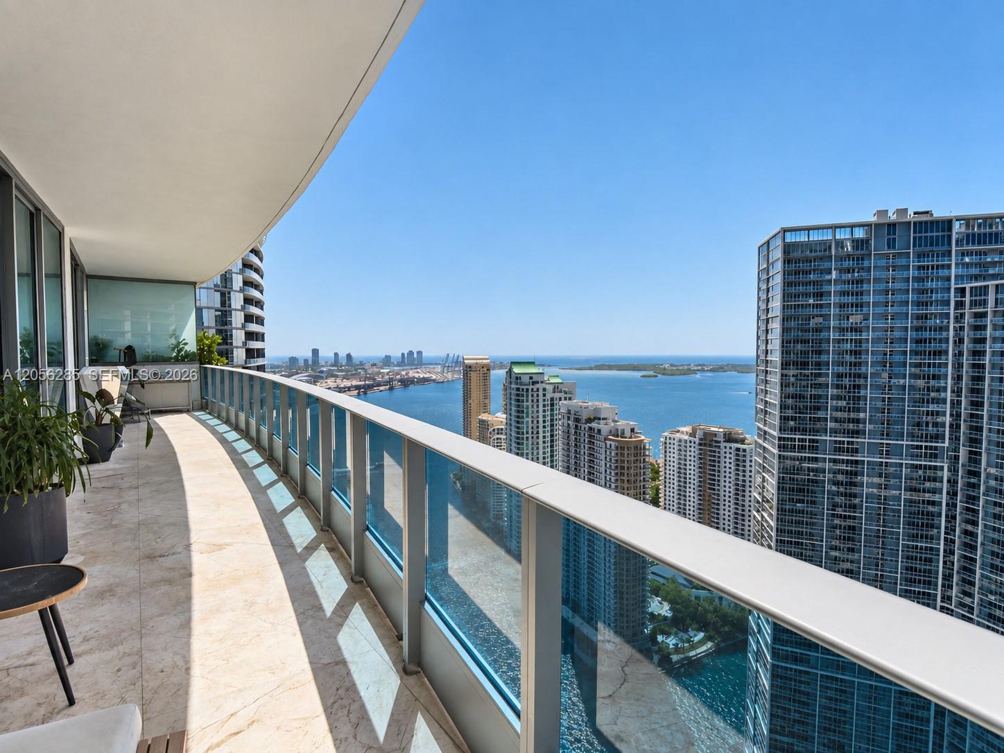 200 Biscayne Boulevard Way 5104 Property Photo 1