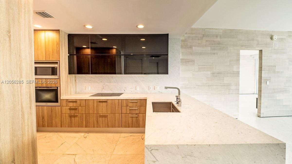 200 Biscayne Boulevard Way 5104 Property Photo 6