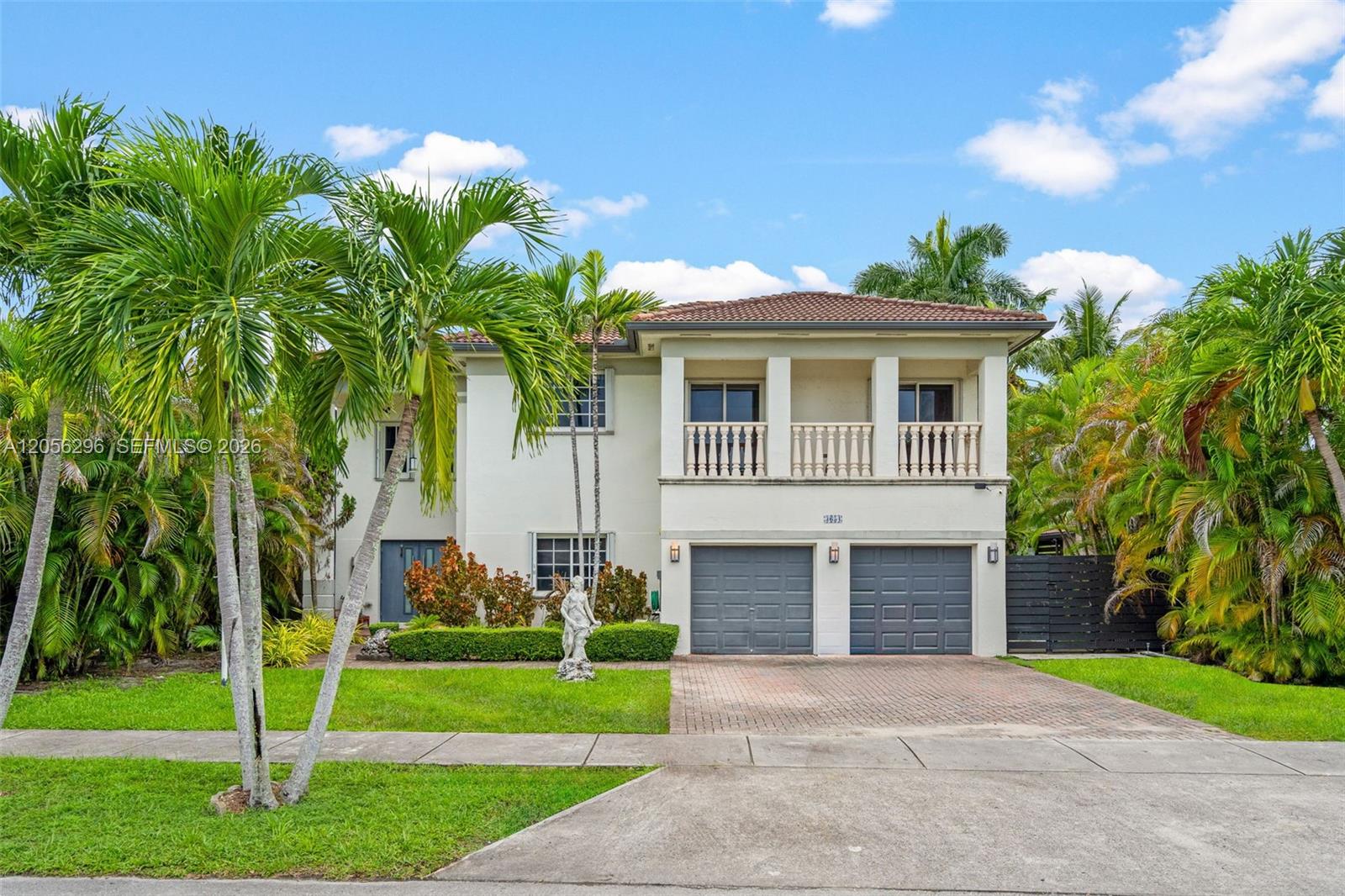 3654 SW 150th Court Property Photo 1