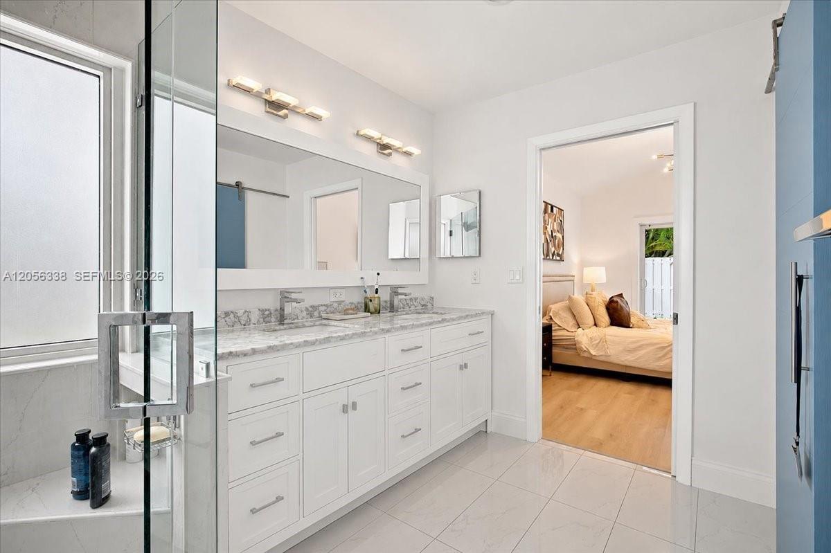 325 Somerset Way Property Photo 12