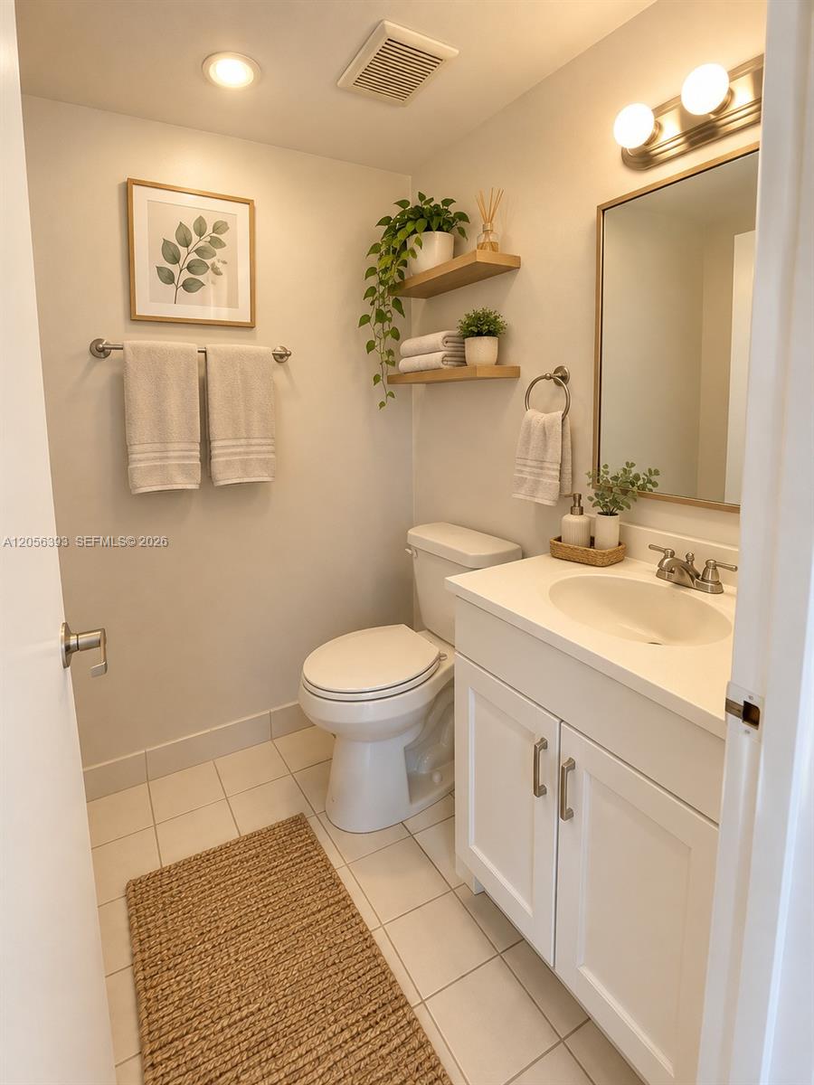 4713 Nw 7th Street 306-1 Property Photo 9