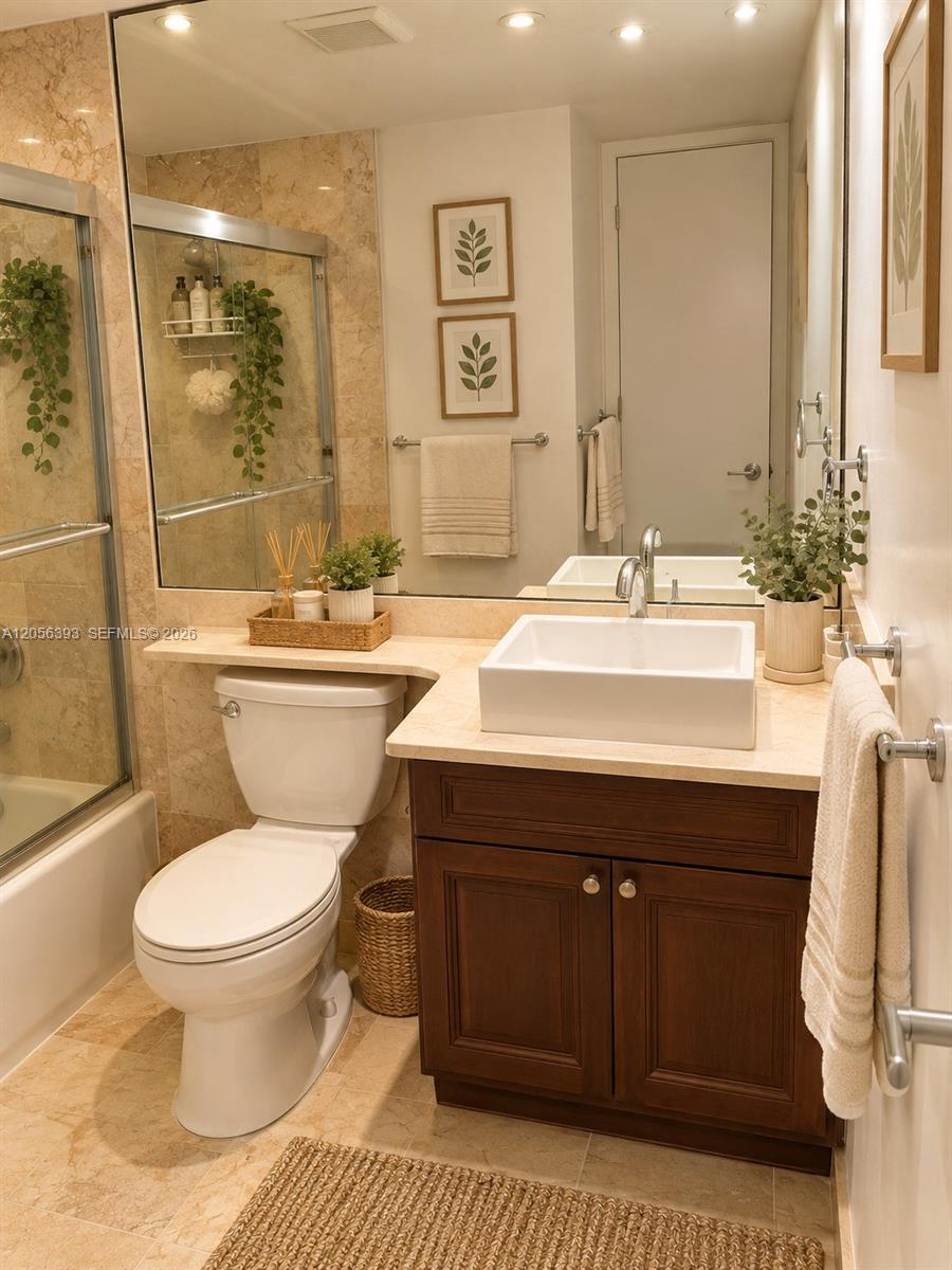 4713 Nw 7th Street 306-1 Property Photo 10
