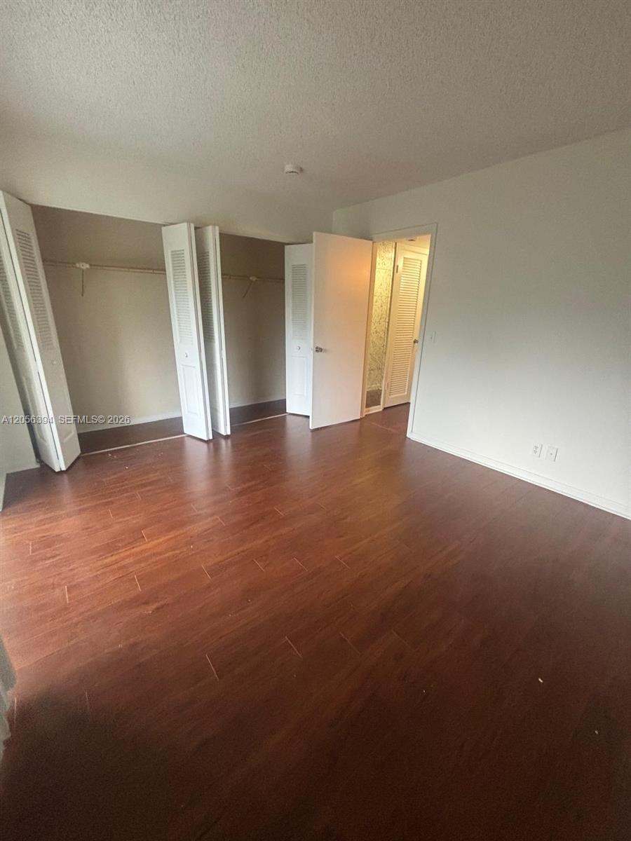 A12056394 Property Photo 14