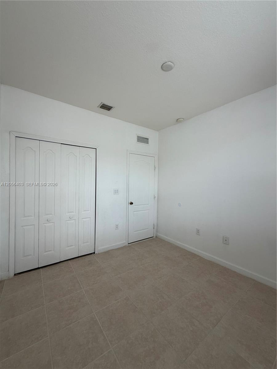 1661 Se 28th Street 204 Property Photo 10