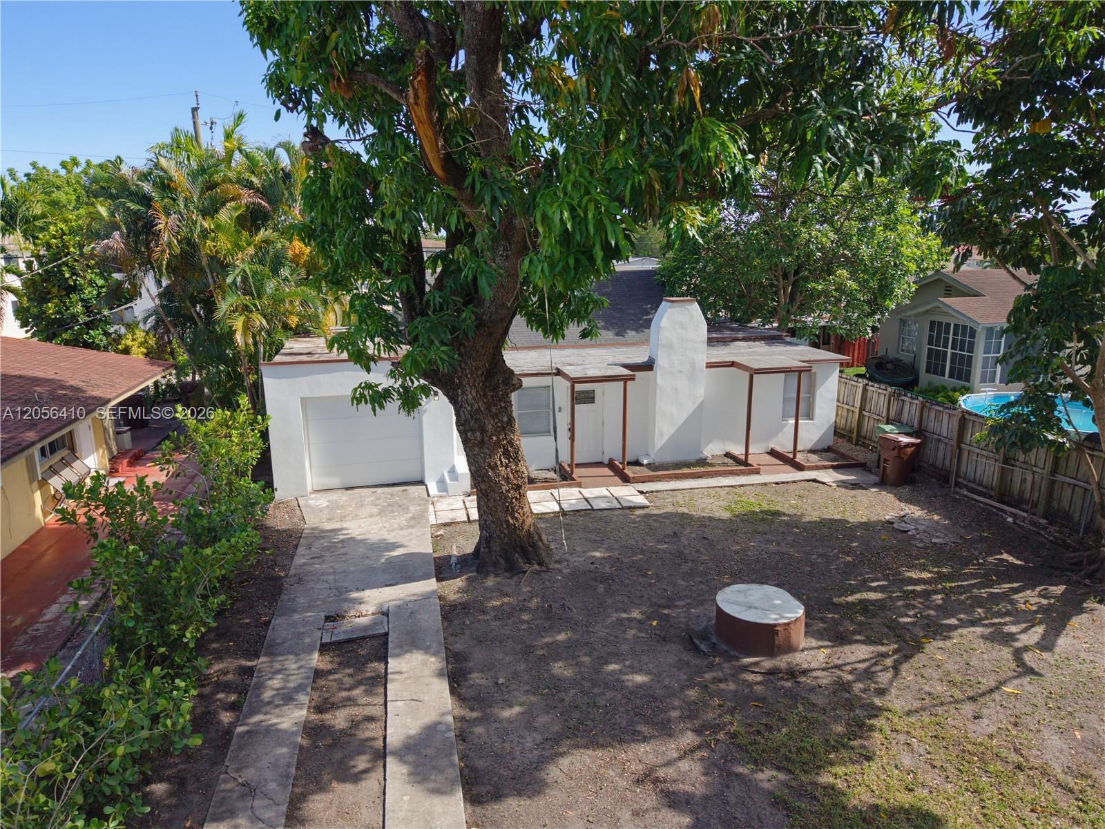 76 W 14 Street Property Photo 3