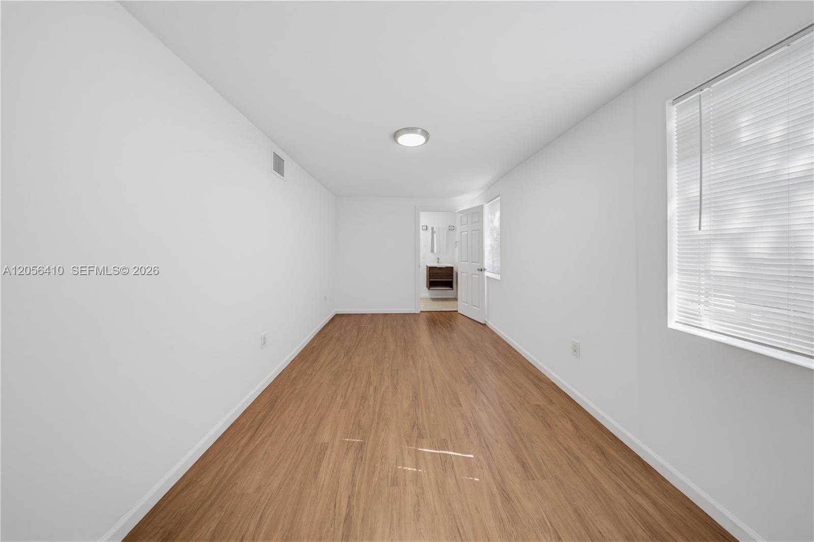 76 W 14 Street Property Photo 7