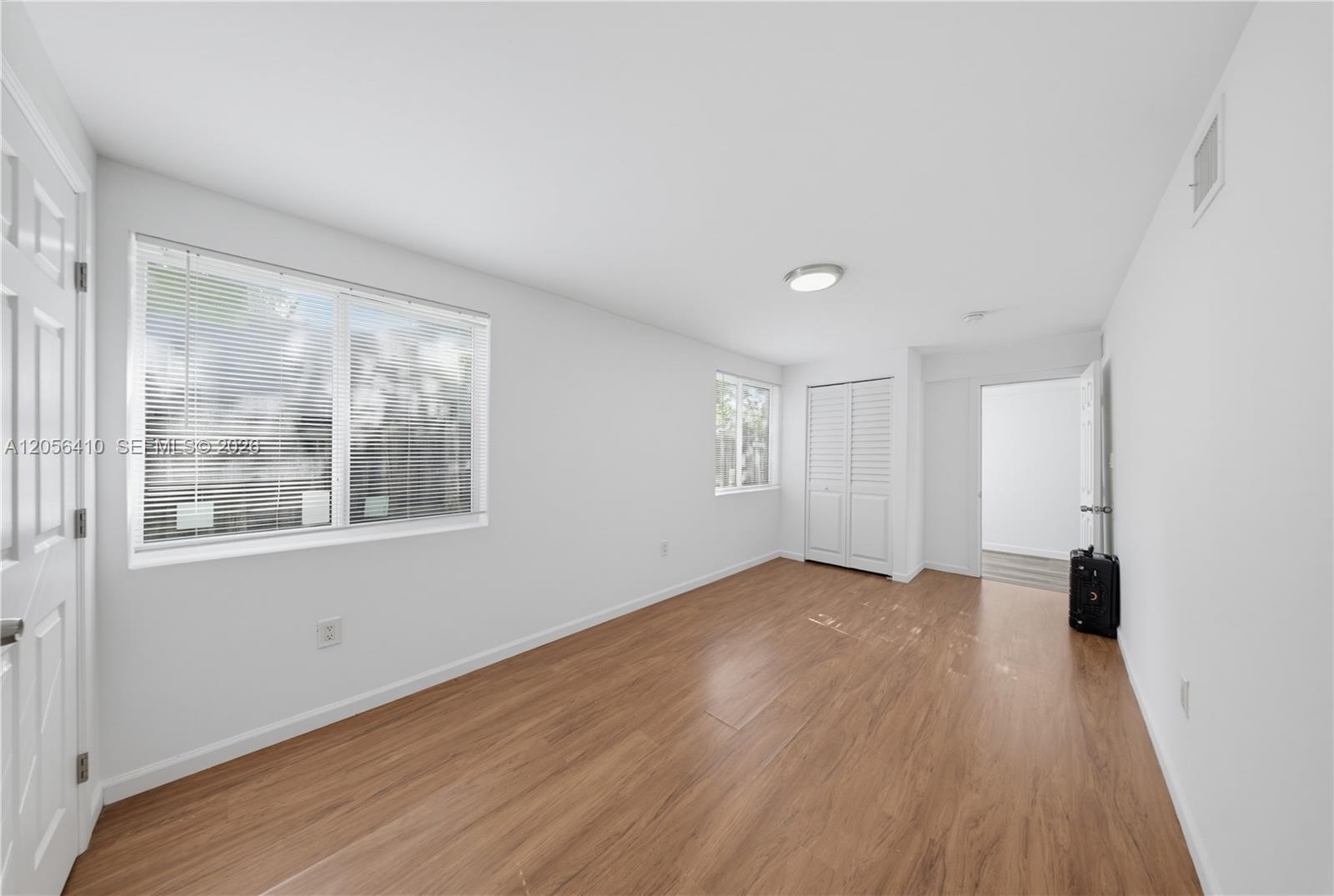 76 W 14 Street Property Photo 8