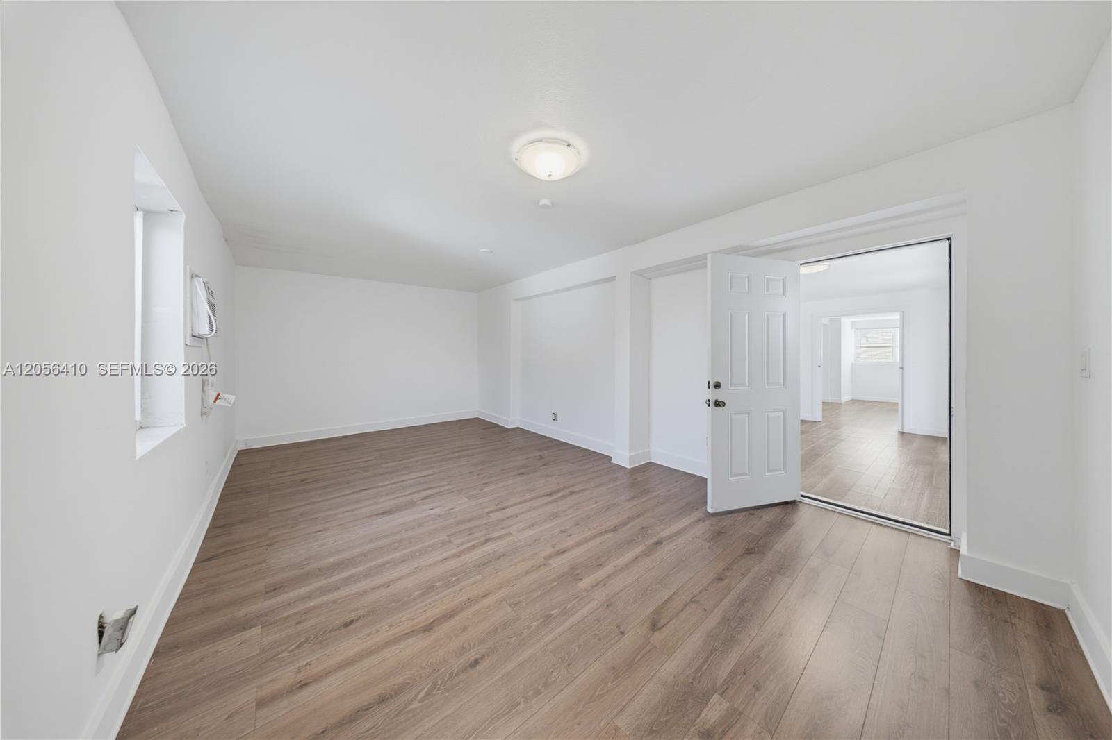 76 W 14 Street Property Photo 11