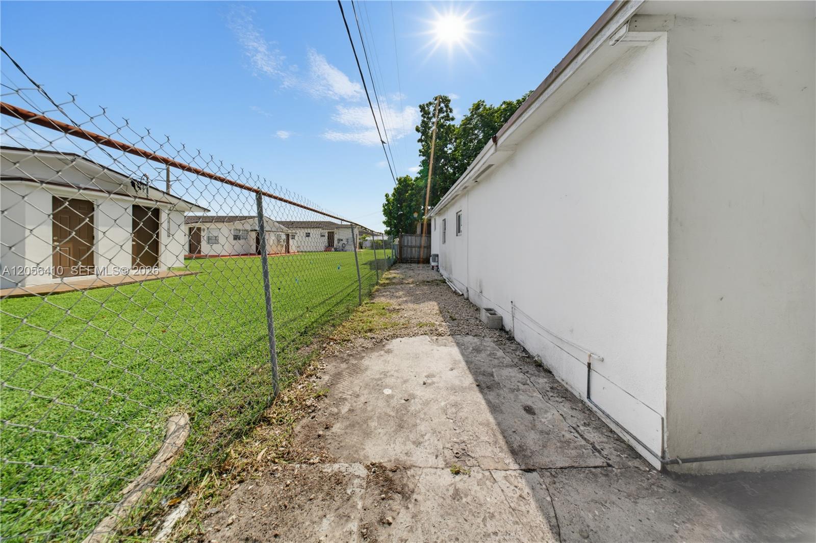 76 W 14 Street Property Photo 38