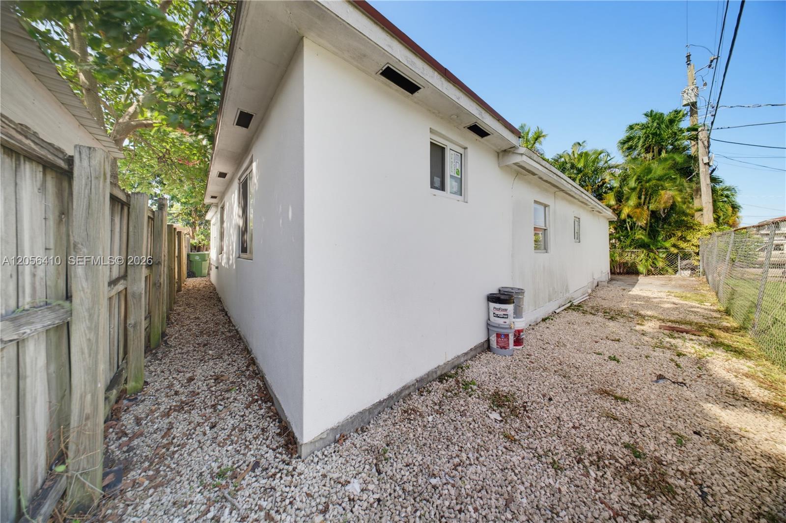 76 W 14 Street Property Photo 41