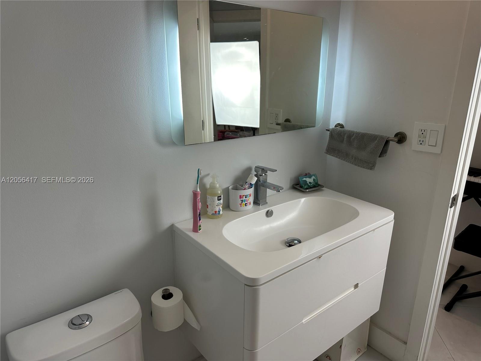 888 Brickell Key Drive 700 Property Photo 7