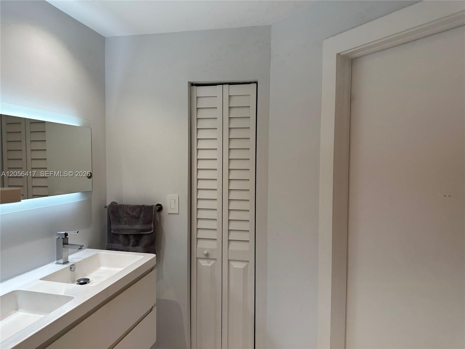888 Brickell Key Drive 700 Property Photo 14