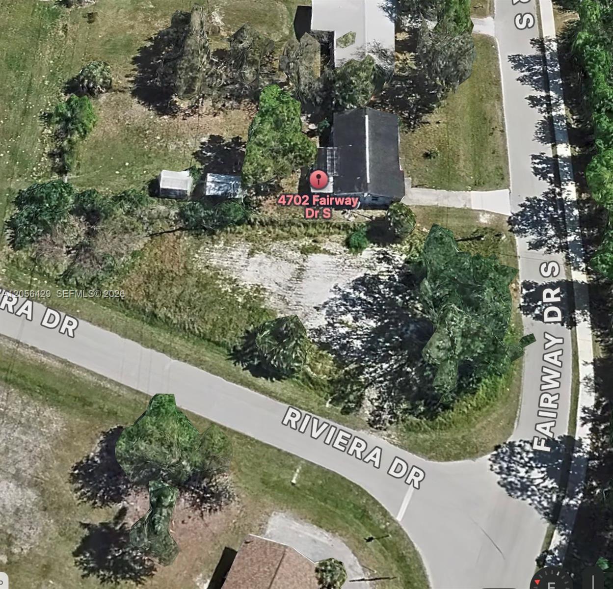 4702 Fairway Drive S Property Photo 2